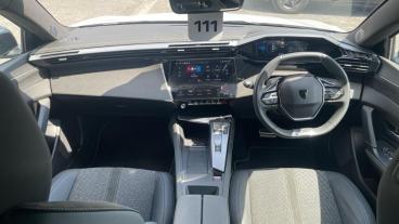 SPOTICAR Peugeot E-408 58kwh Gt Fastback Auto 5dr Used Car - Saloon Electric White - Nottingham - 1200605548_4