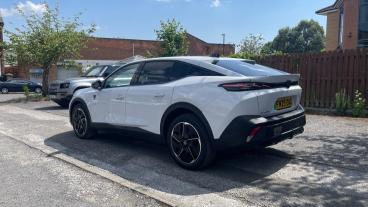SPOTICAR Peugeot E-408 58kwh Gt Fastback Auto 5dr Used Car - Saloon Electric White - Nottingham - 1200605548_5