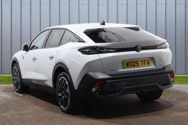 SPOTICAR Peugeot E-408 58kwh Gt Fastback Auto 5dr Used Car - Saloon Electric White - Weston-super-mare - 1200606881_4