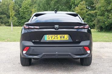 SPOTICAR Peugeot E-408 58kwh Gt Fastback Auto 5dr Used Car - Saloon Electric Black - Eastbourne - 1200609175_4