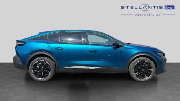 SPOTICAR Peugeot E-408 58kwh Gt Fastback Auto 5dr Used Car - Saloon Electric Blue - Maidstone - 1200618396_2