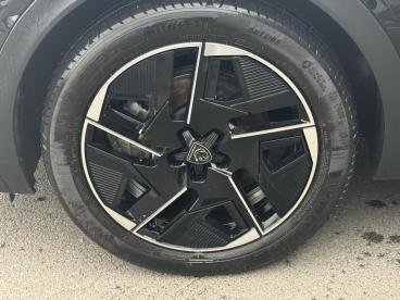 SPOTICAR Peugeot E-408 58kwh Gt Fastback Auto 5dr Used Car - Saloon Electric Black - Watford - 1200619550_5