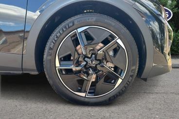 SPOTICAR Peugeot E-408 58kwh Gt Fastback Auto 5dr Used Car - Saloon Electric Black - Chichester - 1200623656_5