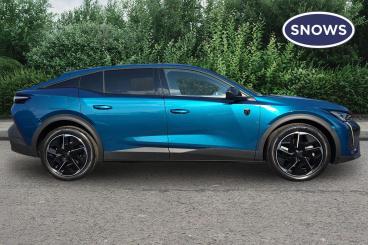 SPOTICAR Peugeot E-408 58kwh Gt Fastback Auto 5dr Used Car - Saloon Electric Blue - Basingstoke - 1200626385_5