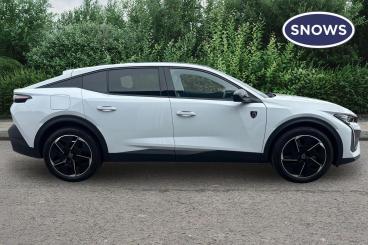 SPOTICAR Peugeot E-408 58kwh Gt Fastback Auto 5dr Used Car - Saloon Electric White - Portsmouth - 1200628847_4