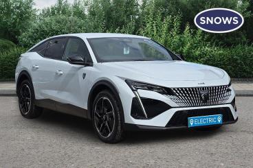 SPOTICAR Peugeot E-408 58kwh Gt Fastback Auto 5dr Used Car - Saloon Electric White - Basingstoke - 1200633345_1