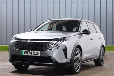 SPOTICAR Peugeot 5008 E-5008 73kwh Gt Auto 5dr Used Car - Mpv Electric Grey - Weston-super-mare - 1200528151_2