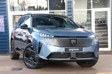 SPOTICAR Peugeot 5008 E-5008 73kwh Launch Edition Auto 4wd 5dr Dual Motor Used Car - Mpv Electric  - Lichfield - 1200559005_1