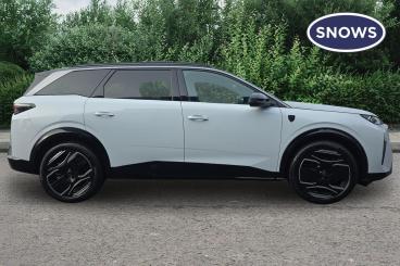 SPOTICAR Peugeot 5008 E-5008 73kwh Gt Auto 5dr Used Car - Mpv Electric White - Romsey - 1200578482_5