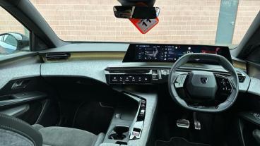 SPOTICAR Peugeot 5008 E-5008 73kwh Gt Auto 5dr Used Car - Mpv Electric Blue - Liverpool - 1200593252_4