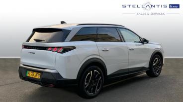 SPOTICAR Peugeot 5008 E-5008 73kwh Allure Auto 5dr Used Car - Mpv Electric White - Maidstone - 1200595318_4