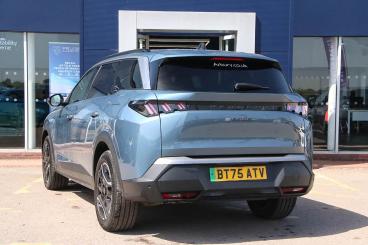 SPOTICAR Peugeot 5008 E-5008 73kwh Allure Auto 5dr Used Car - Mpv Electric Blue - Bulkington - 1200595793_3