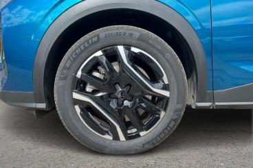 SPOTICAR Peugeot 5008 E-5008 73kwh Allure Auto 5dr Used Car - Mpv Electric Blue - Chichester - 1200601570_5