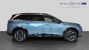 SPOTICAR Peugeot 5008 E-5008 73kwh Gt Auto 5dr Used Car - Mpv Electric Blue - West London - 1200621295_2