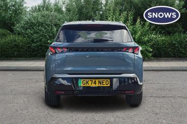 SPOTICAR Peugeot 5008 E-5008 73kwh Gt Auto 5dr Used Car - Mpv Electric Blue - Basingstoke - 1200623327_4