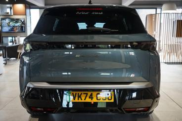 SPOTICAR Peugeot 5008 E-5008 73kwh Gt Auto 5dr (11kw Charger) Used Car - Mpv Electric Blue - Stourbridge - 1200627179_5