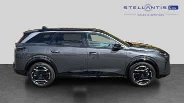SPOTICAR Peugeot 5008 E-5008 73kwh Gt Auto 5dr (11kw Charger) Used Car - Mpv Electric Grey - Walton On Thames - 1200630657_2