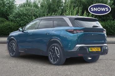 SPOTICAR Peugeot 5008 E-5008 73kwh Gt Auto 5dr (11kw Charger) Used Car - Mpv Electric Blue - Portsmouth - 1200631912_3