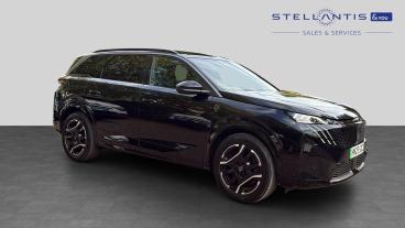 SPOTICAR Peugeot 5008 E-5008 73kwh Gt Auto 5dr (11kw Charger) Used Car - Mpv Electric Black - Godalming - 1200643208_1