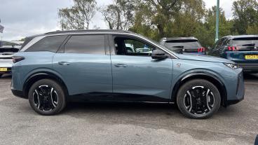 SPOTICAR Peugeot 5008 E-5008 73kwh Gt Auto 5dr (11kw Charger) Used Car - Mpv Electric Blue - Redditch - 1200643497_5