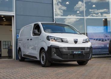 SPOTICAR Peugeot Expert E-expert 75kwh Professional Standard Panel Van Auto Mwb 6dr Used Car - Commercial Vehicle Electric White - Aldershot - 1200541502_1