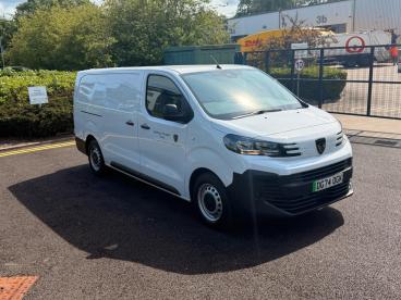 SPOTICAR Peugeot Expert E-expert 75kwh Professional Long Panel Van Auto Lwb 6dr (7. Used Car - Commercial Vehicle Electric White - Crewe - 1200551818_2