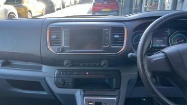 SPOTICAR Peugeot Expert E-expert E 1200 75kwh Professional Standard Panel Van Auto Used Car - Commercial Vehicle Electric Grey - Romford - 1200569933_5