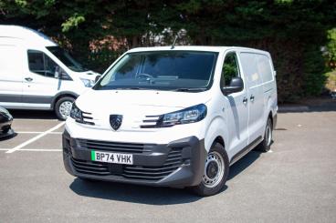 SPOTICAR Peugeot Expert E-expert 75kwh Professional Long Panel Van Auto Lwb 6dr (7. Used Car - Commercial Vehicle Electric White - Hinckley - 1200610821_1