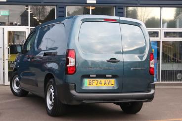 SPOTICAR Peugeot Partner E-partner 52kwh Professional Long Crew Van Auto Lwb 6dr (7.4 Used Car - Commercial Vehicle Electric  - Lichfield - 1200478711_3