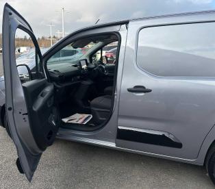 SPOTICAR Peugeot Partner E-partner 800 52kwh Professional Standard Panel Van Auto Swb Used Car - Commercial Vehicle Electric Grey - Workington - 1200512270_4