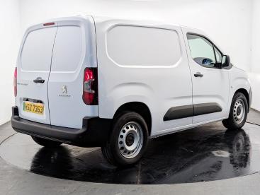 SPOTICAR Peugeot Partner E-partner 800 50kwh Professional Premium + Standard Panel Va Used Car - Commercial Vehicle Electric White - County Antrim - 1200545518_3