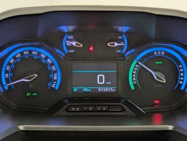 SPOTICAR Peugeot Partner E-partner 800 50kwh Professional Premium + Standard Panel Va Used Car - Commercial Vehicle Electric White - County Antrim - 1200545545_4