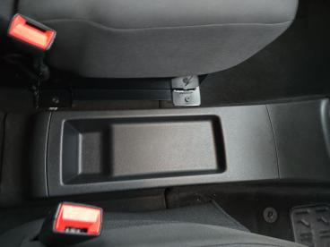 SPOTICAR Peugeot Partner E-partner 800 50kwh Professional Premium + Standard Panel Va Used Car - Commercial Vehicle Electric White - Workington - 1200545958_5