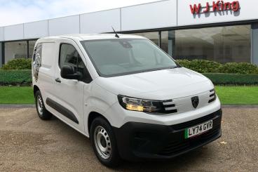 SPOTICAR Peugeot Partner E-partner 800 52kwh Professional Standard Panel Van Auto Swb Used Car - Commercial Vehicle Electric White - Dartford - 1200553858_1