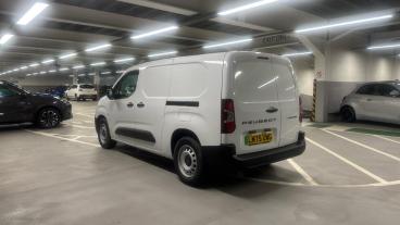 SPOTICAR Peugeot Partner E-partner 750 52kwh Professional Long Panel Van Auto Lwb 6dr Used Car - Commercial Vehicle Electric White - West London - 1200563050_5
