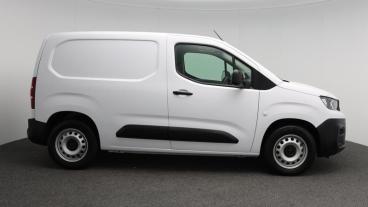 SPOTICAR Peugeot Partner E-partner 800 50kwh Professional Premium + Standard Panel Va Used Car - Commercial Vehicle Electric White - St. Austell - 1200570780_2