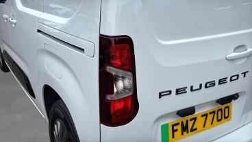 SPOTICAR Peugeot Partner E-partner 800 52kwh Asphalt Standard Panel Van Auto Swb 5dr Used Car - Commercial Vehicle Electric White - Sheffield - 1200618015_5