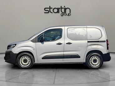 SPOTICAR Peugeot Partner E-partner 800 52kwh Professional Standard Panel Van Auto Swb Used Car - Commercial Vehicle Electric Silver - Worcester - 1200625078_4