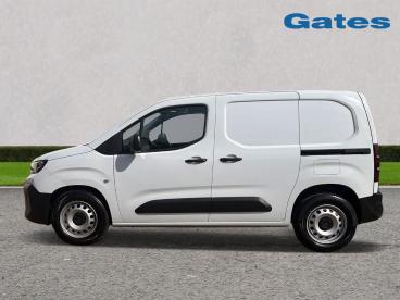 SPOTICAR Peugeot Partner E-partner 800 52kwh Professional Standard Panel Van Auto Swb Used Car - Commercial Vehicle Electric White - Essex - 1200631059_4