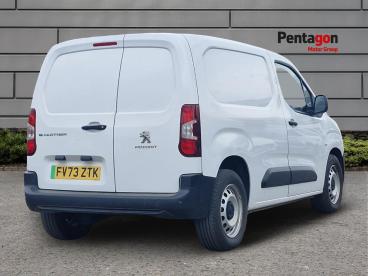 SPOTICAR Peugeot Partner E-partner 800 50kwh Professional Premium + Standard Panel Va Used Car - Commercial Vehicle Electric White - Burton-on-trent - 1200632946_5