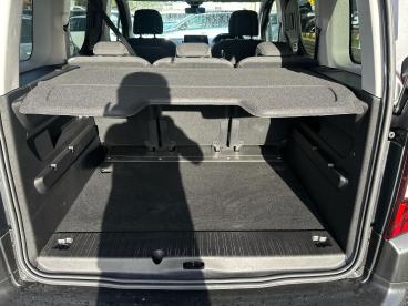 SPOTICAR Peugeot Rifter E-rifter 50kwh Gt Standard Mpv Auto 5dr Used Car - Mpv Electric Grey - Chichester - 1200561189_5