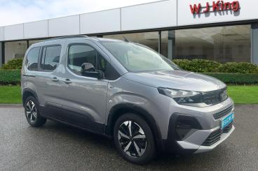 SPOTICAR Peugeot Rifter E-rifter 52kwh Gt Standard Mpv Auto 5dr (7.4kw Charger) Used Car - Mpv Electric Green - Sidcup - 1200565452_1