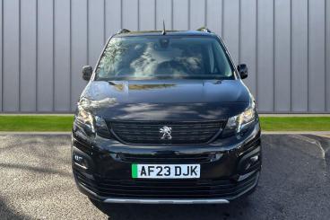 SPOTICAR Peugeot Rifter E-rifter 50kwh Gt Long Mpv Auto 5dr (7.4kw Charger) Used Car - Mpv Electric Black - Taunton - 1200601996_3