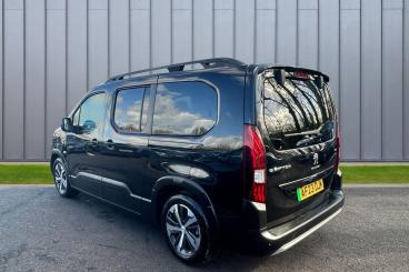 SPOTICAR Peugeot Rifter E-rifter 50kwh Gt Long Mpv Auto 5dr (7.4kw Charger) Used Car - Mpv Electric Black - Taunton - 1200601996_5