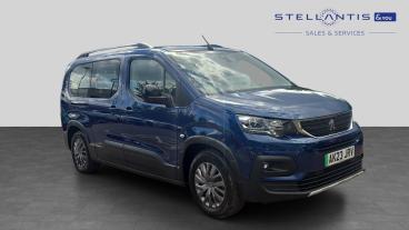 SPOTICAR Peugeot Rifter E-rifter 50kwh Allure Long Mpv Auto 5dr (7.4kw Charger) Used Car - Mpv Electric Blue - Leicester - 1200602087_1
