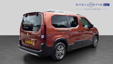SPOTICAR Peugeot Rifter E-rifter 50kwh Allure Premium Long Mpv Auto 5dr (7.4kw Char Used Car - Mpv Electric  - Godalming - 1200606440_3