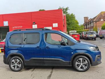 SPOTICAR Peugeot Rifter E-rifter 50kwh Gt Standard Mpv Auto 5dr (7.4kw Charger) Used Car - Mpv Electric Blue - Ashford - 1200609695_2