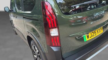 SPOTICAR Peugeot Rifter E-rifter 52kwh Gt Standard Mpv Auto 5dr (11kw Charger) Used Car - Mpv Electric Green - Godalming - 1200639577_5