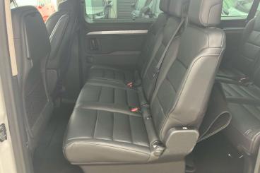 SPOTICAR Peugeot Traveller E-traveller 75kwh Allure Standard Mpv Auto Mwb 5dr (8 Seat, 11 Used Car - Mpv Electric Grey - Dartford - 1200581646_5