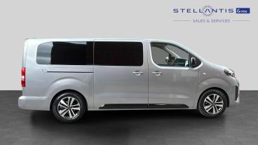 SPOTICAR Peugeot Traveller E-traveller 75kwh Allure Long Mpv Auto Lwb 5dr (8 Seat, 11kw C Used Car - Commercial Vehicle Electric Grey - Stockport - 1200602286_2